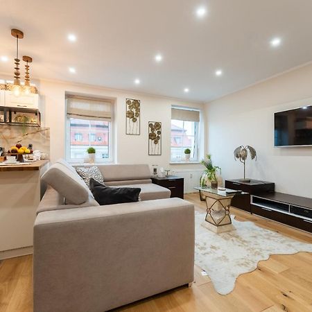 Apartament Zloty Jelonek - 4 Osobowy Na Placu Ratuszowym - Space Apart 옐레니아구라 외부 사진