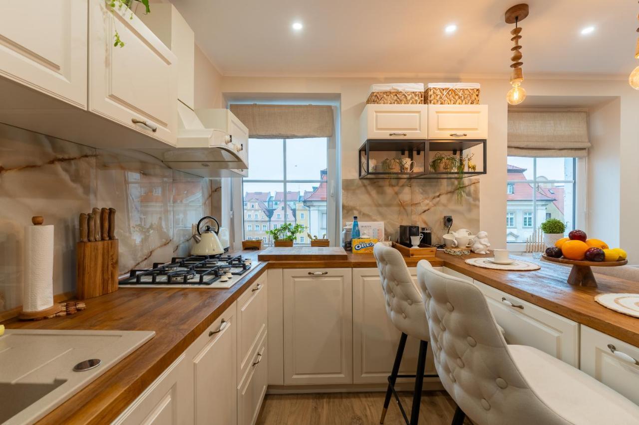 Apartament Zloty Jelonek - 4 Osobowy Na Placu Ratuszowym - Space Apart 옐레니아구라 외부 사진